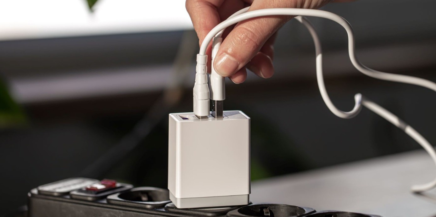 iPhone充電一直跳掉？簡單5招輕鬆解決！