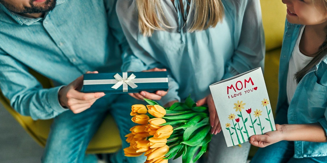 孝親獻新機！2025高CP值送禮推薦